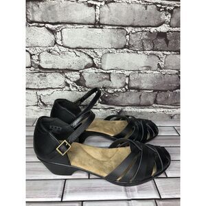 Thom McAn Reese Black Leather Closed Heel Strap Sandals Women’s Sz 7M US/38.5EU